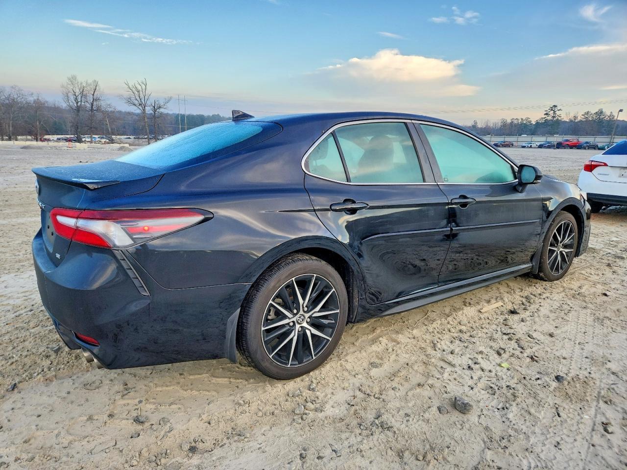 2023 TOYOTA CAMRY SE NIGHT SHADE photo 3