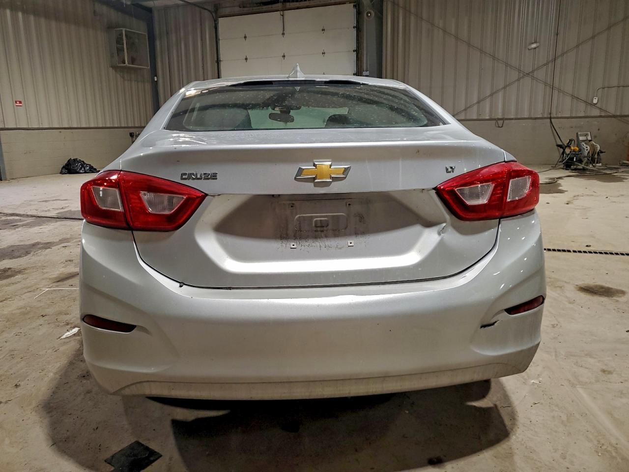 2016 CHEVROLET CRUZE LT photo 6