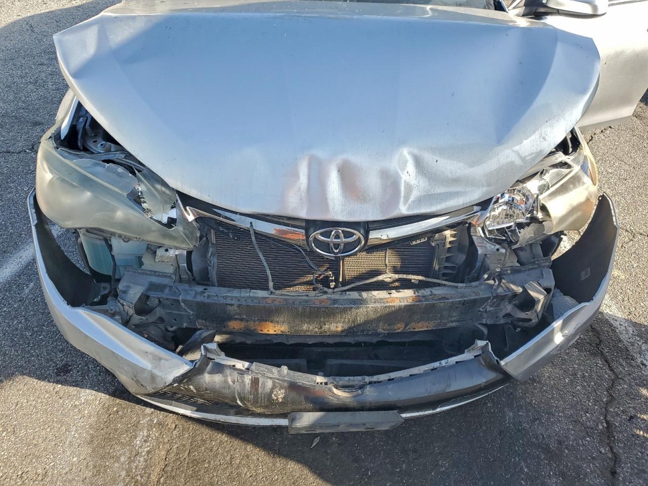 2017 TOYOTA CAMRY LE photo 21