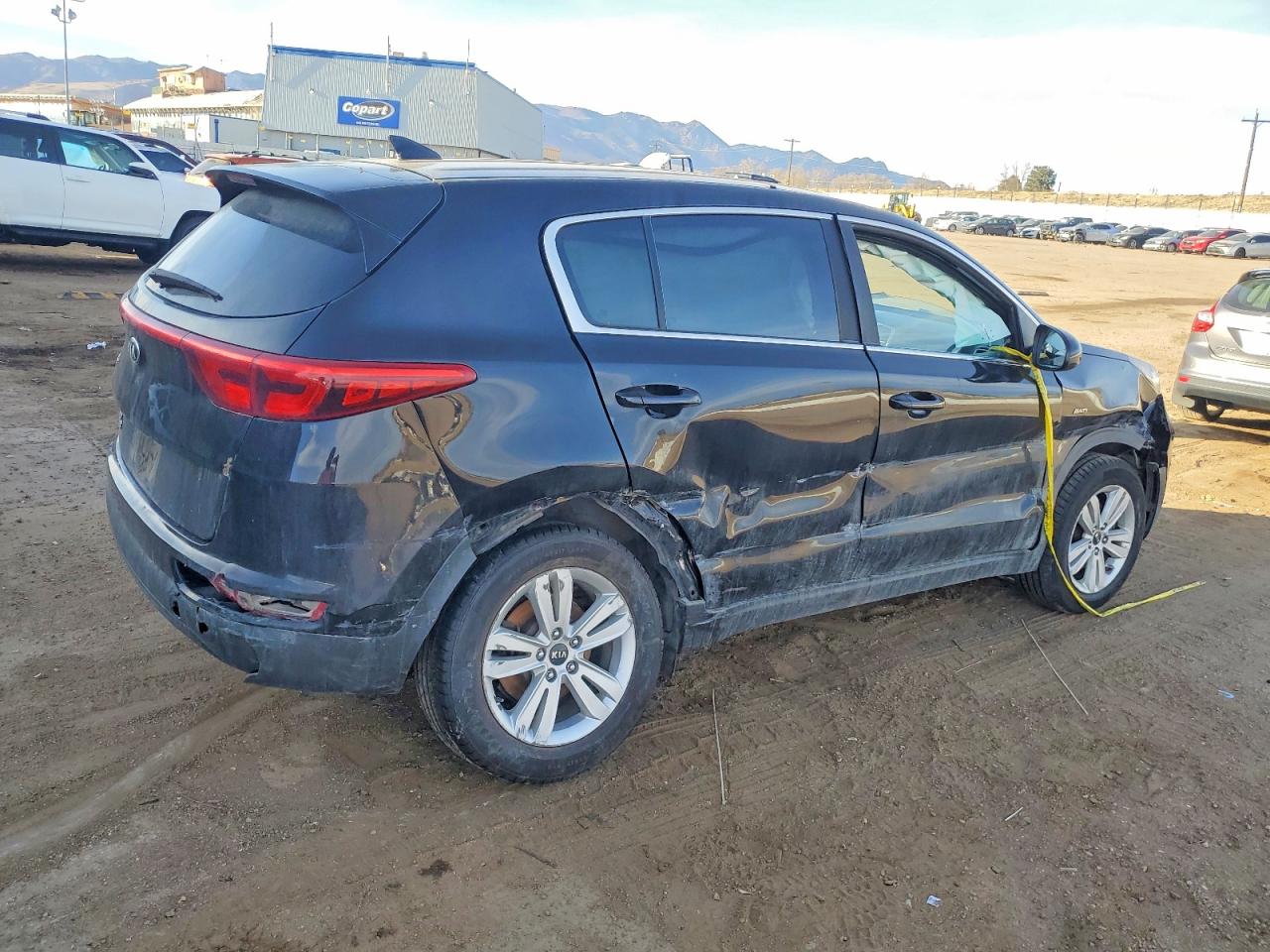 2017 KIA SPORTAGE LX photo 3