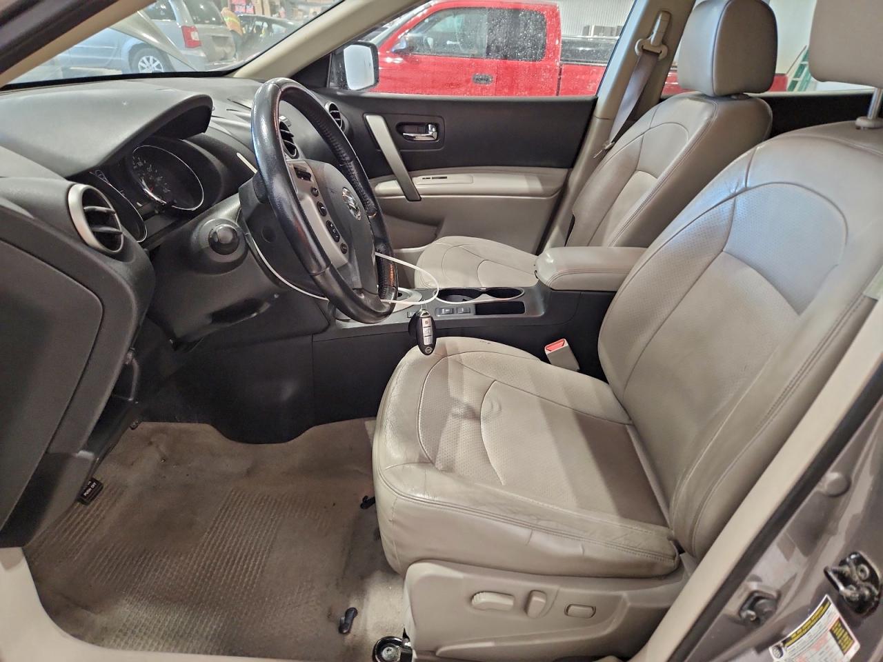 2013 NISSAN ROGUE S photo 13