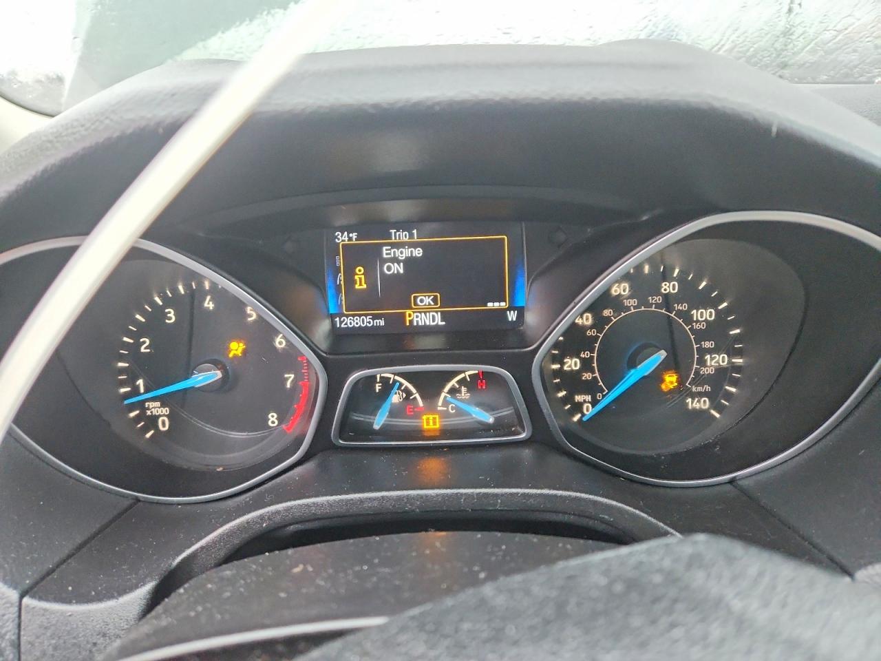 2015 FORD FOCUS SE photo 9