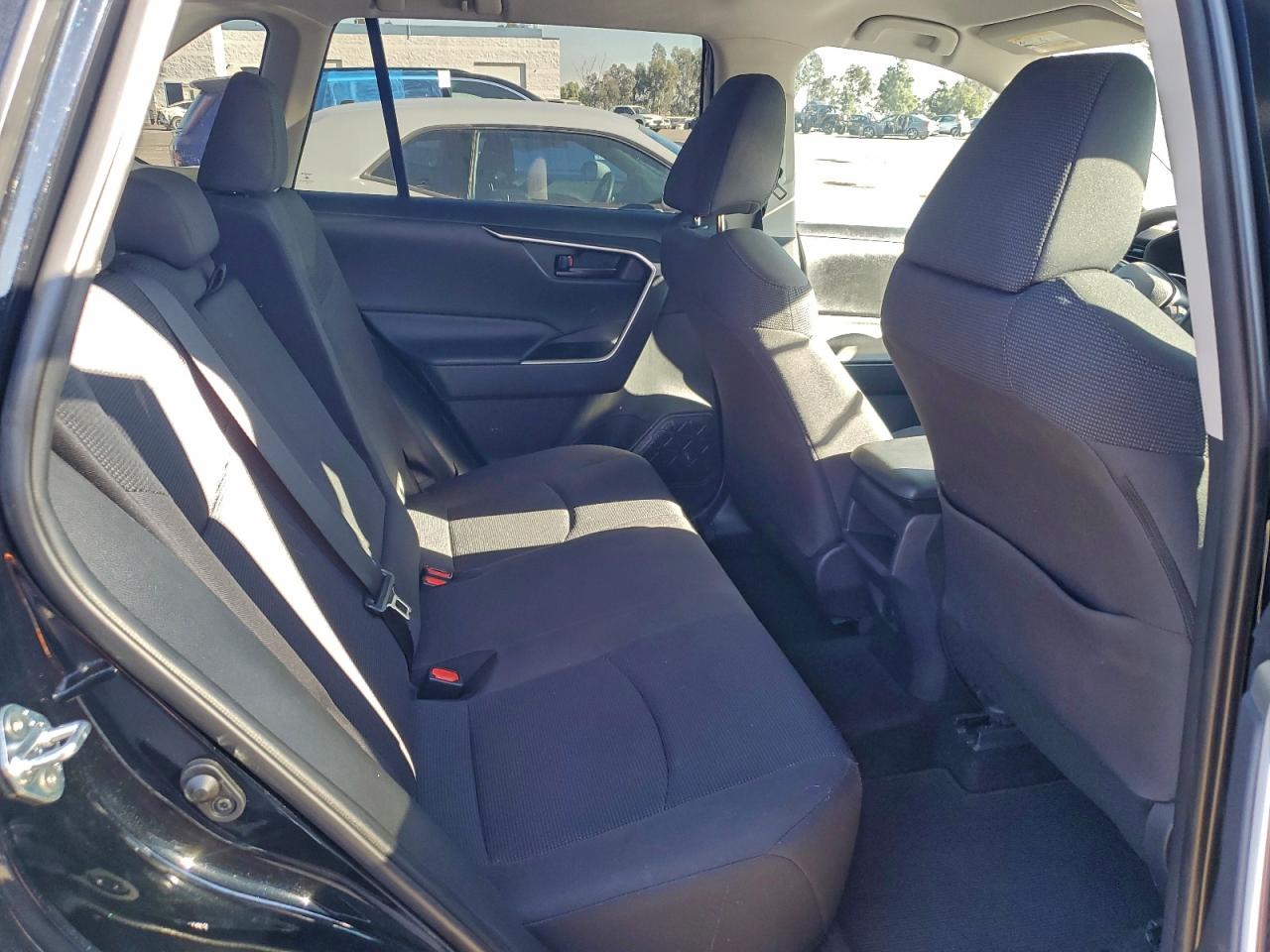 2019 TOYOTA RAV4 LE photo 19