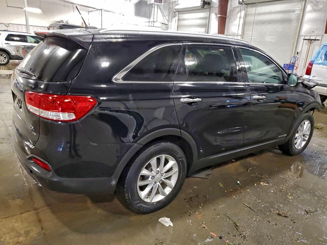 2017 KIA SORENTO LX photo 7