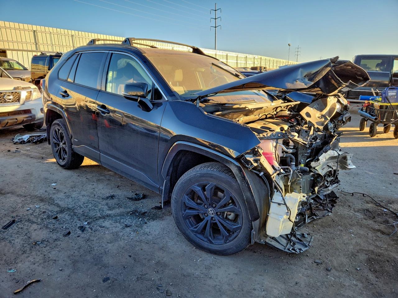 2022 TOYOTA RAV4 SE photo 10