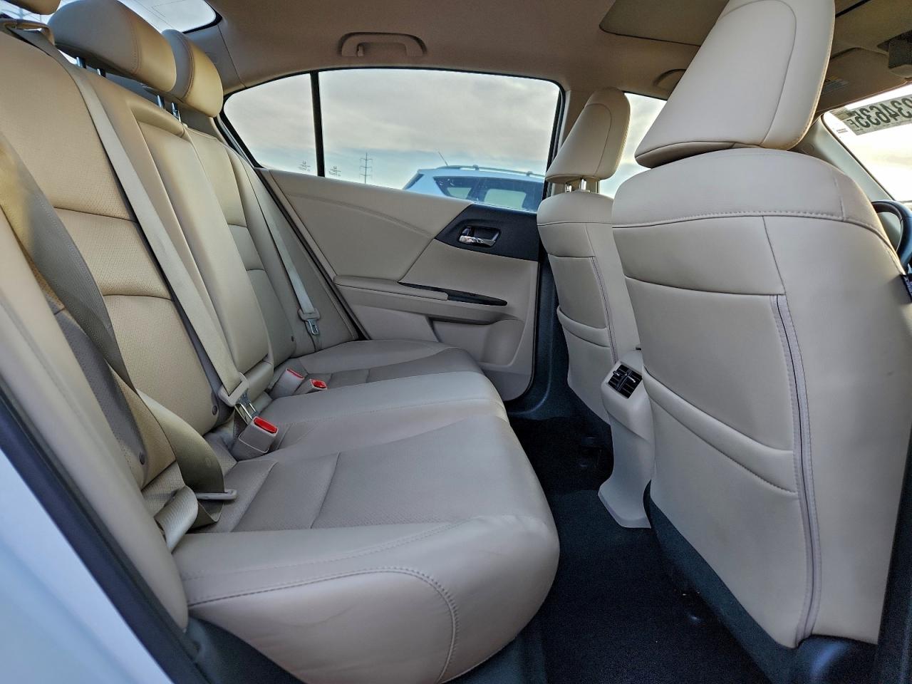 2017 HONDA ACCORD EXL photo 19