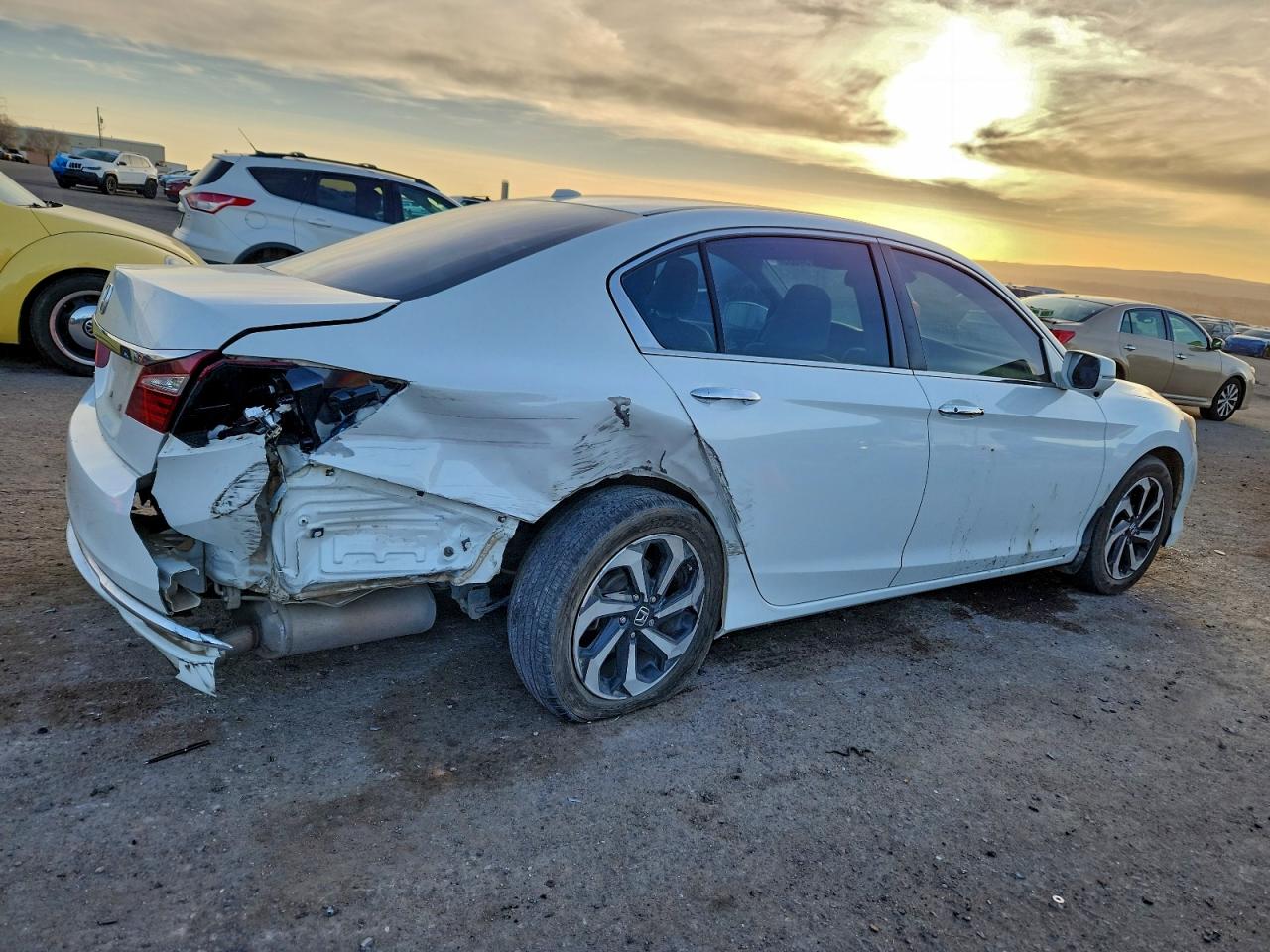 2017 HONDA ACCORD EXL photo 5