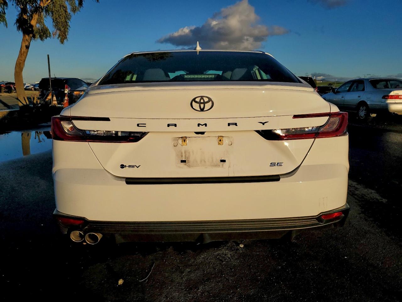 2025 TOYOTA CAMRY XSE photo 16
