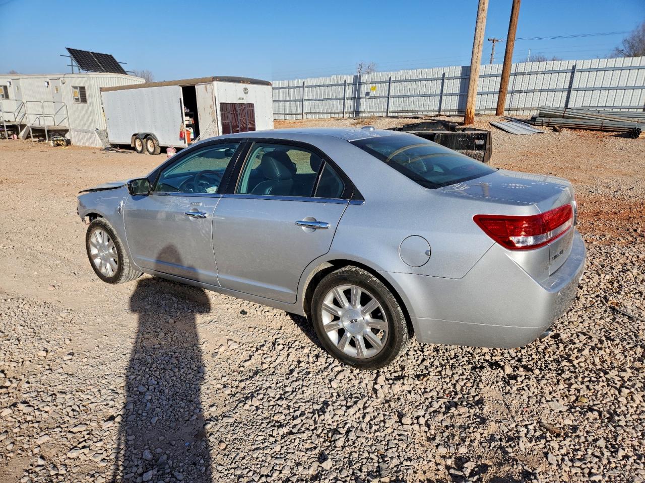 2011 LINCOLN MKZ photo 2