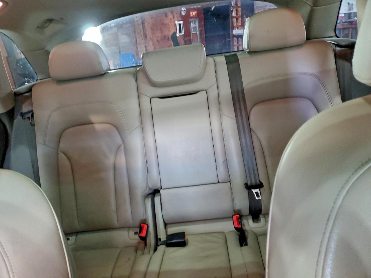2012 AUDI Q5 PREMIUM PLUS photo 10