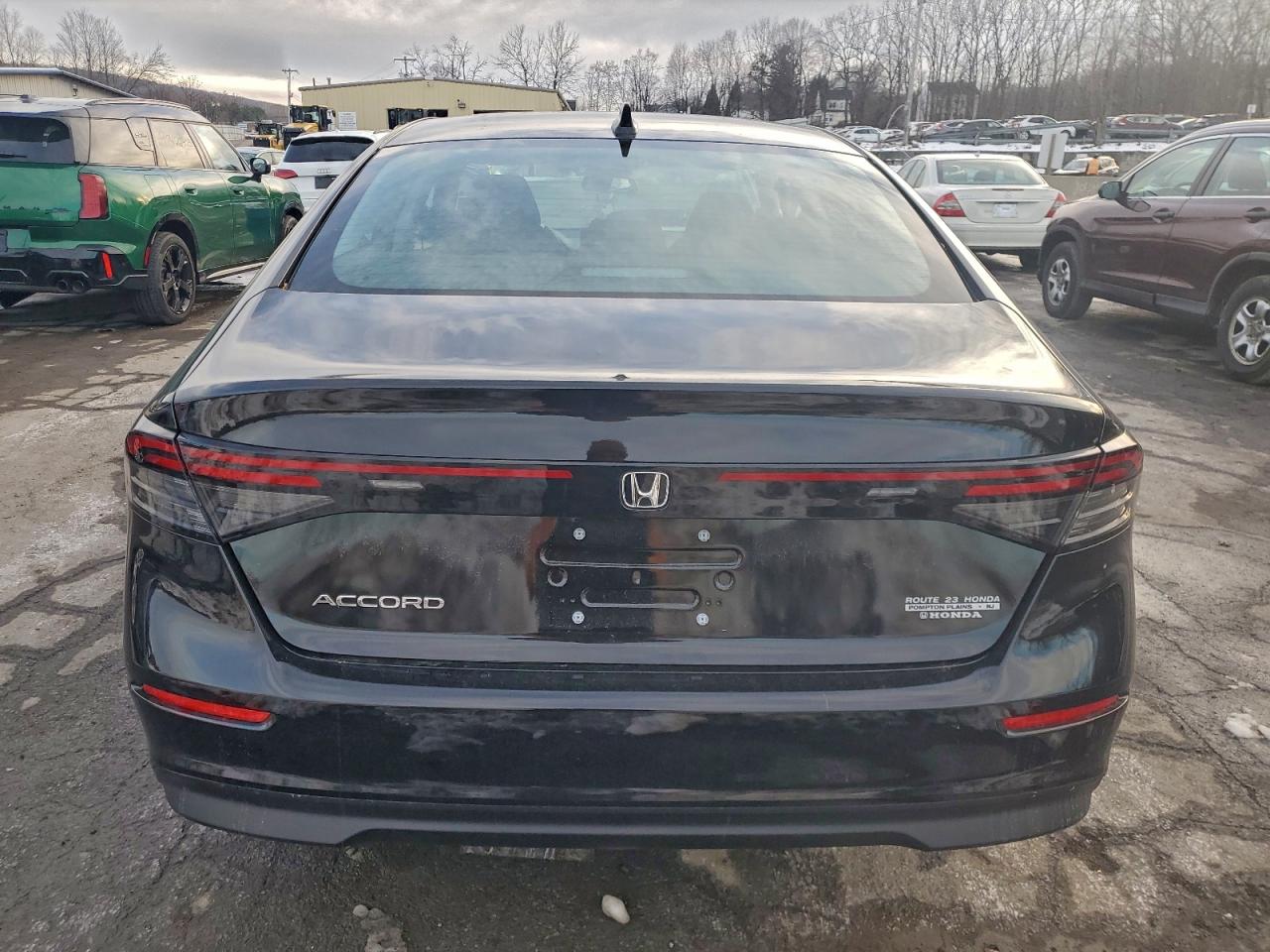 2025 HONDA ACCORD LX photo 6