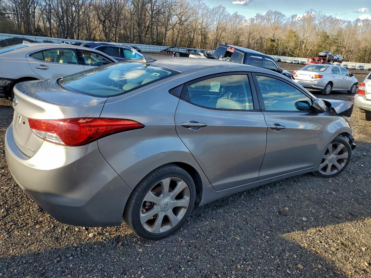 2012 HYUNDAI ELANTRA GLS photo 3