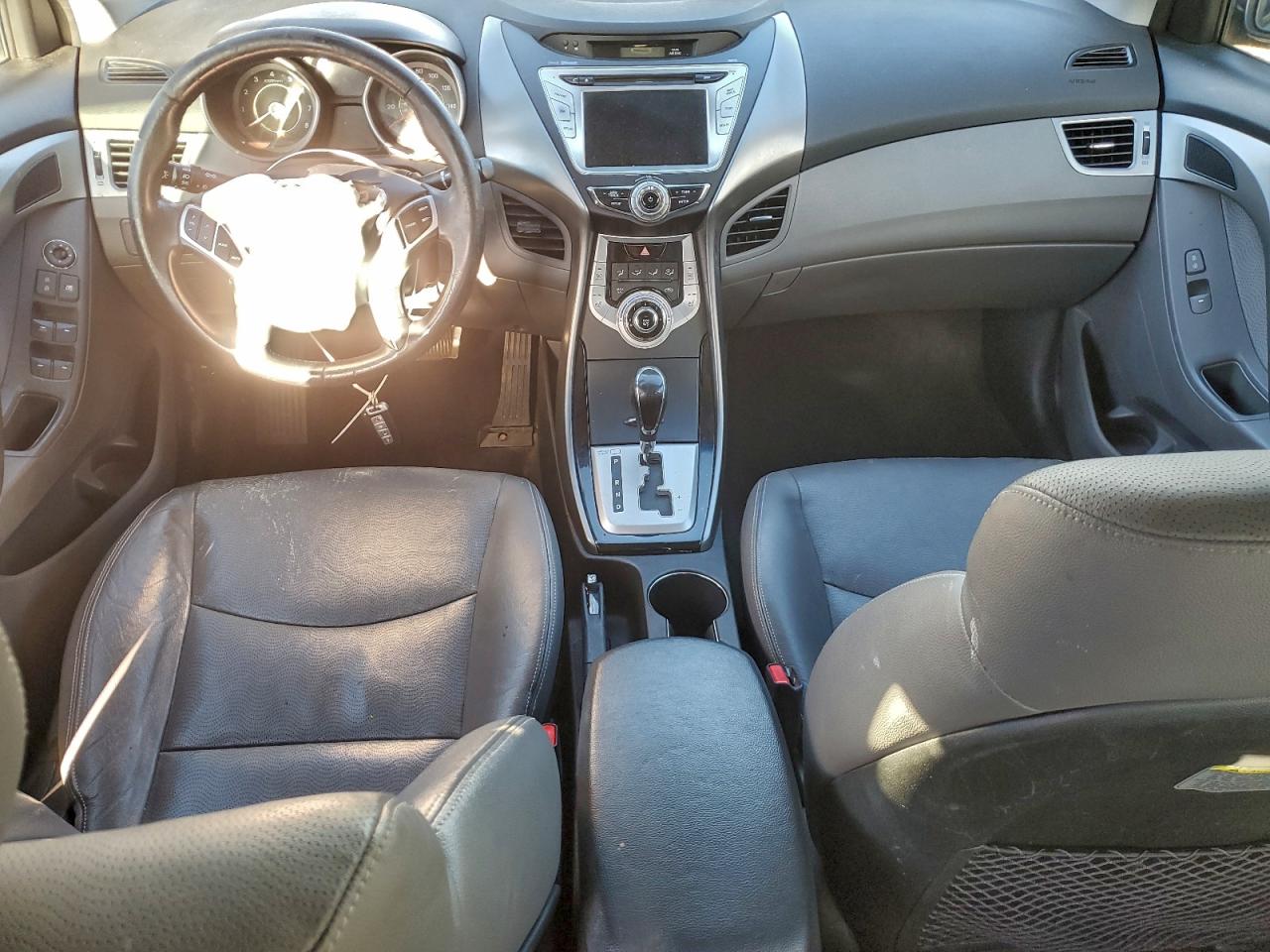 2012 HYUNDAI ELANTRA GLS photo 8