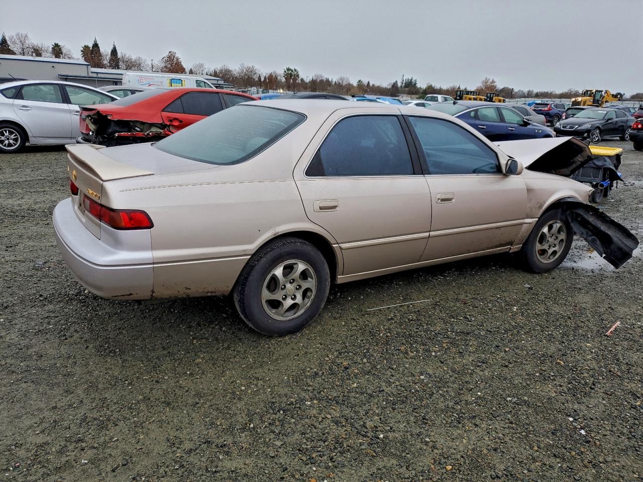 1999 TOYOTA CAMRY CE photo 7