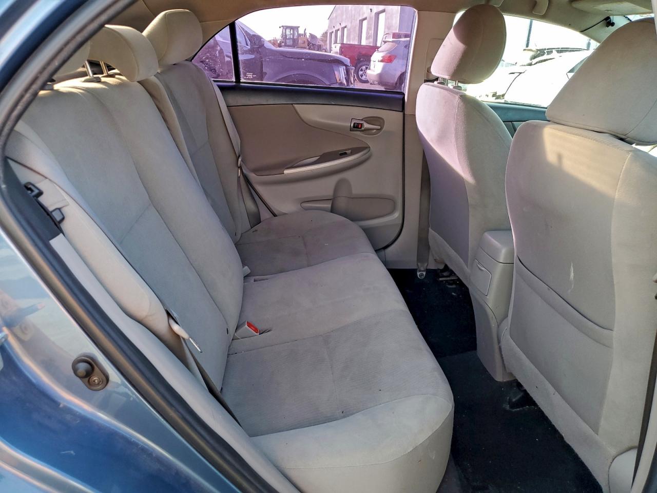 2013 TOYOTA COROLLA BASE photo 10