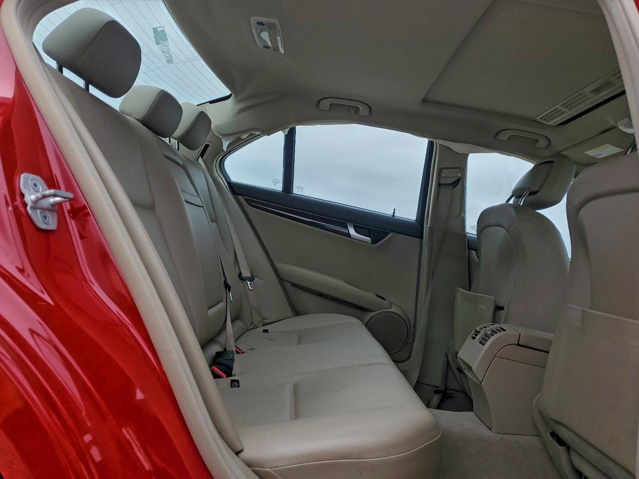 2013 MERCEDES-BENZ C 300 4MATIC photo 28