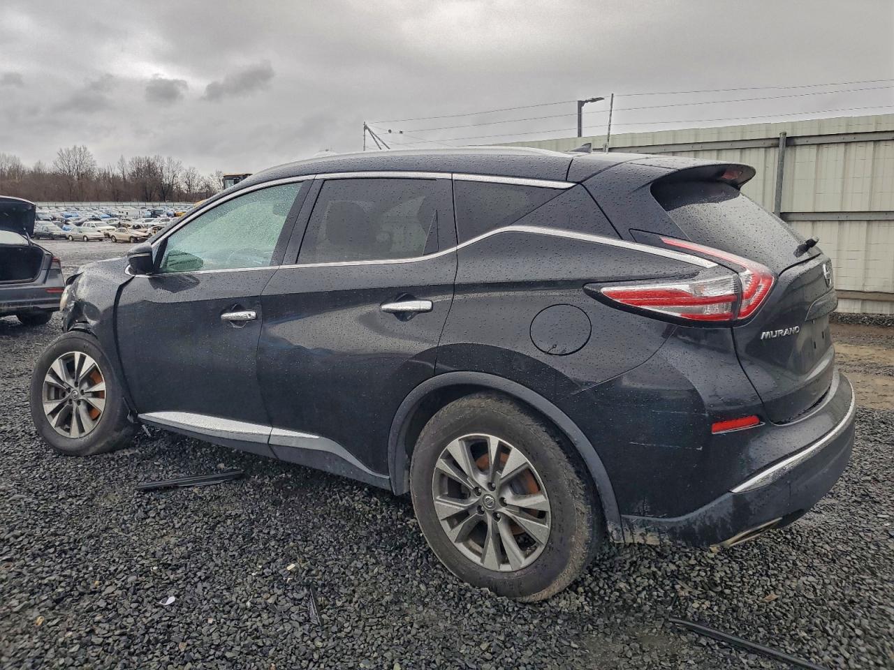 2015 NISSAN MURANO S photo 2