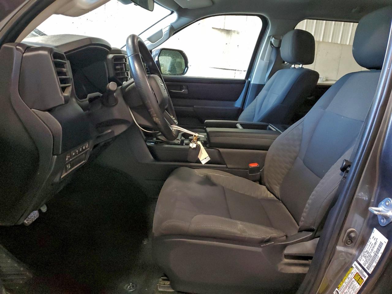 2024 TOYOTA TUNDRA CREWMAX SR photo 19