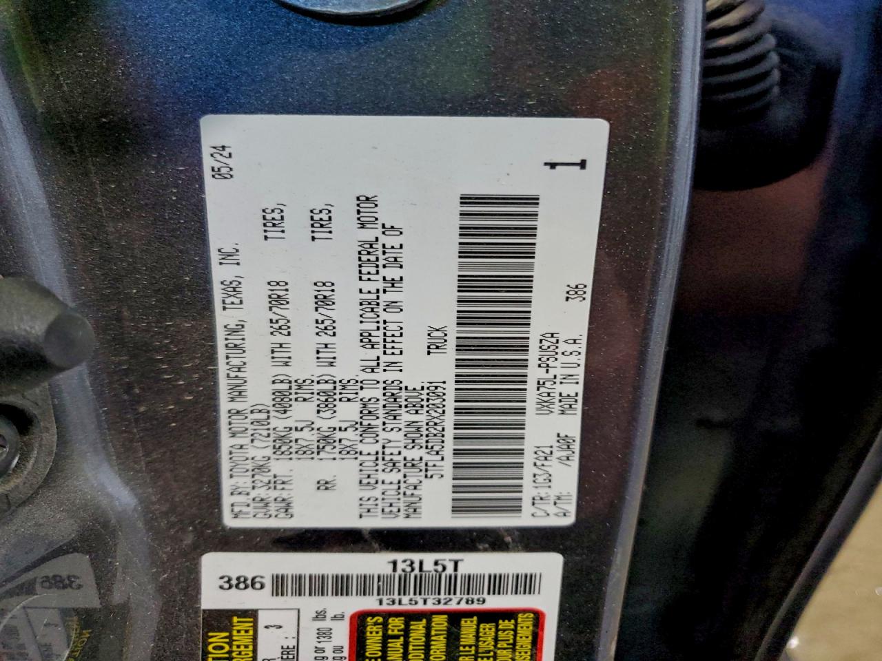 2024 TOYOTA TUNDRA CREWMAX SR photo 34