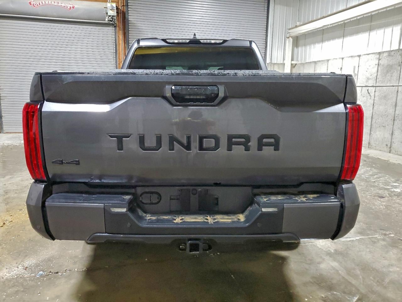 2024 TOYOTA TUNDRA CREWMAX SR photo 16