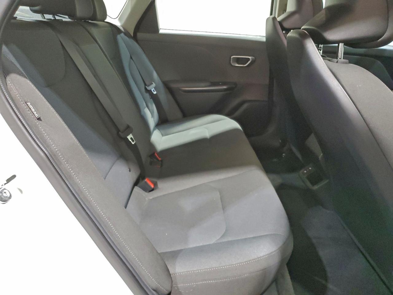 2025 KIA K4 LX photo 19