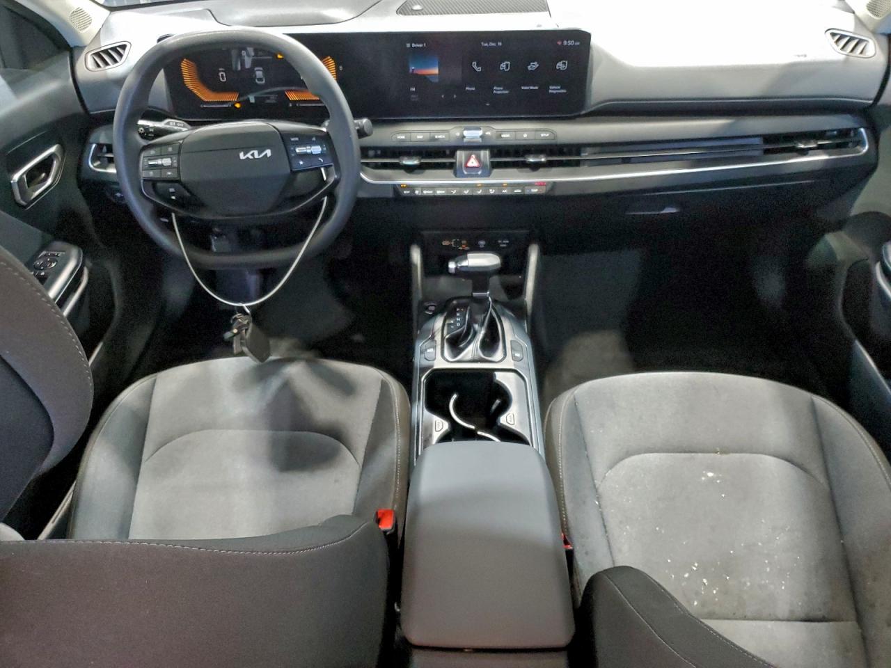 2025 KIA K4 LX photo 15