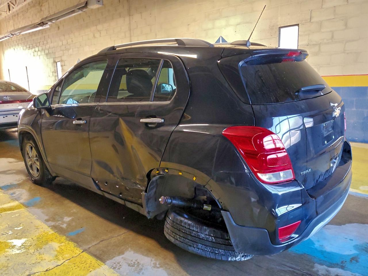 2020 CHEVROLET TRAX 1LT photo 3
