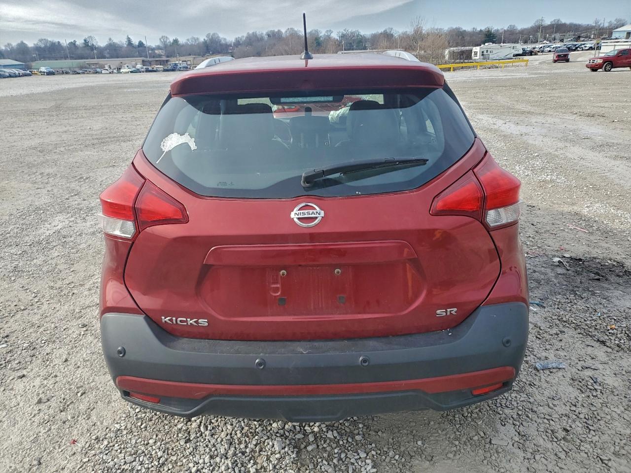 2020 NISSAN KICKS SR photo 11