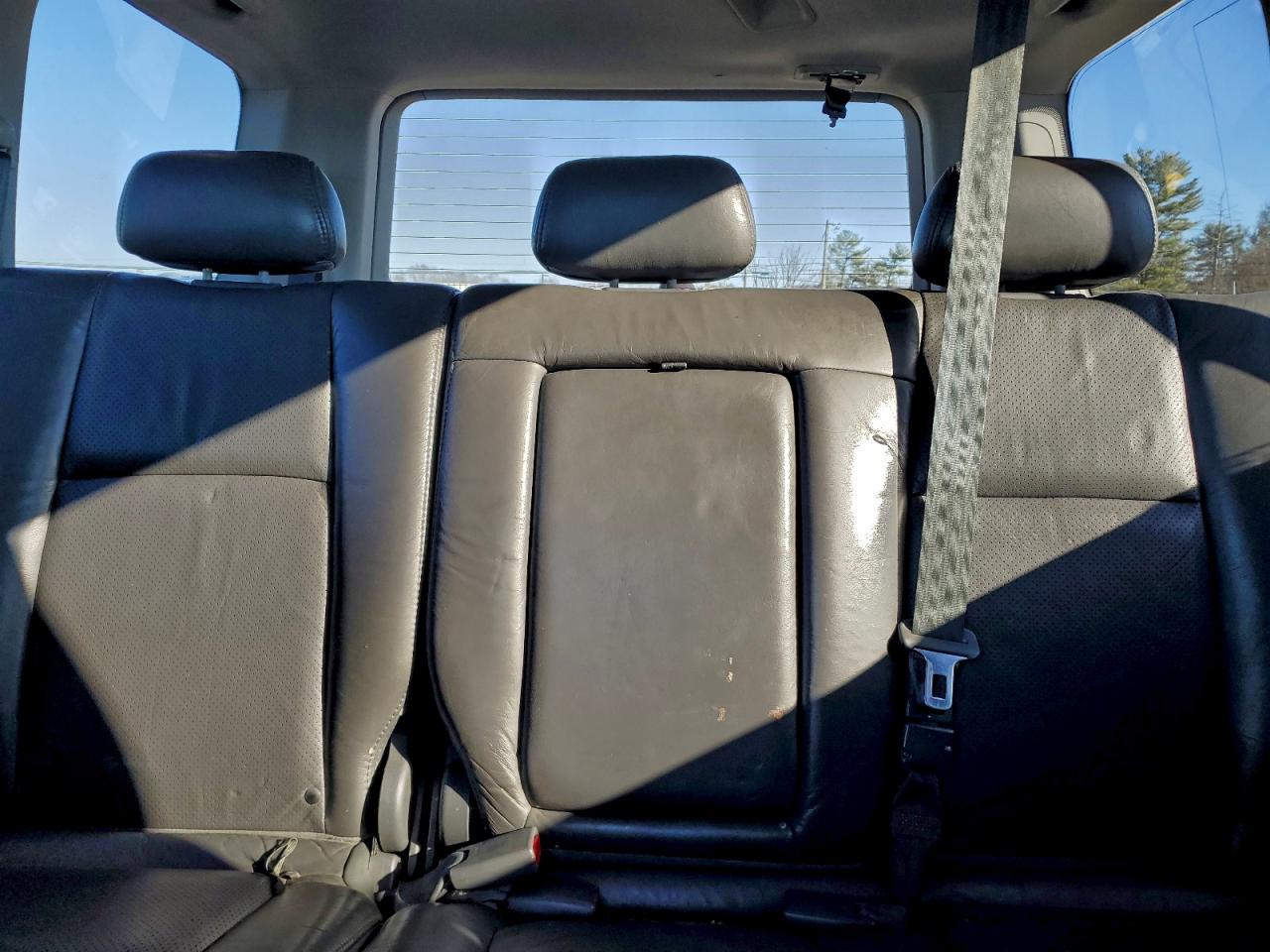 2003 HONDA PILOT photo 10