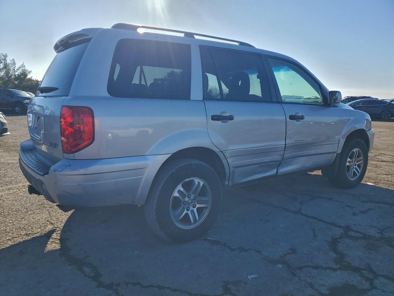 2003 HONDA PILOT photo 3