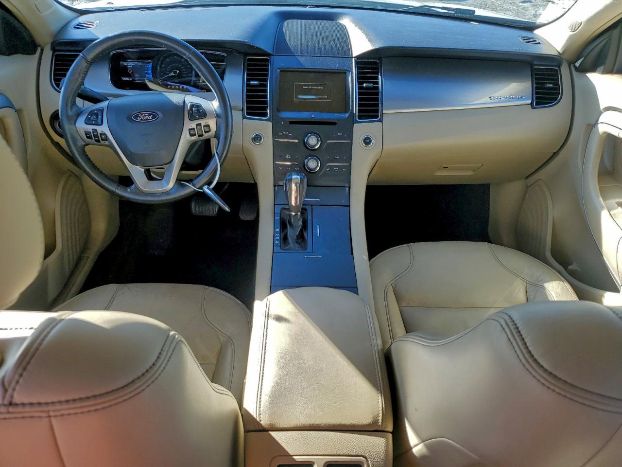 2015 FORD TAURUS SEL photo 15