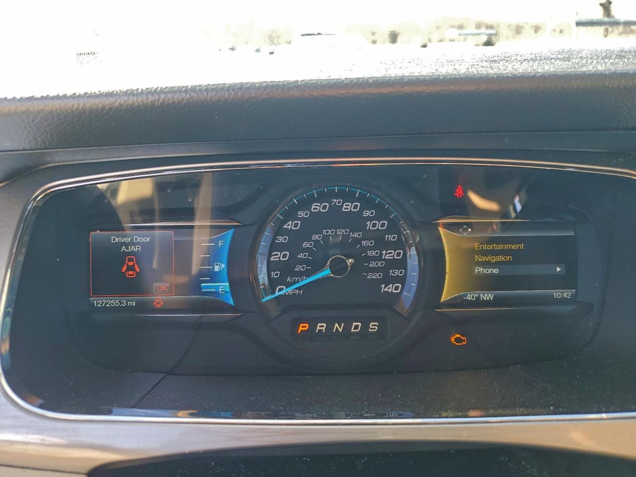 2015 FORD TAURUS SEL photo 17