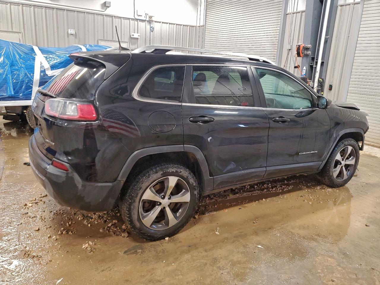 2019 JEEP CHEROKEE LIMITED photo 3