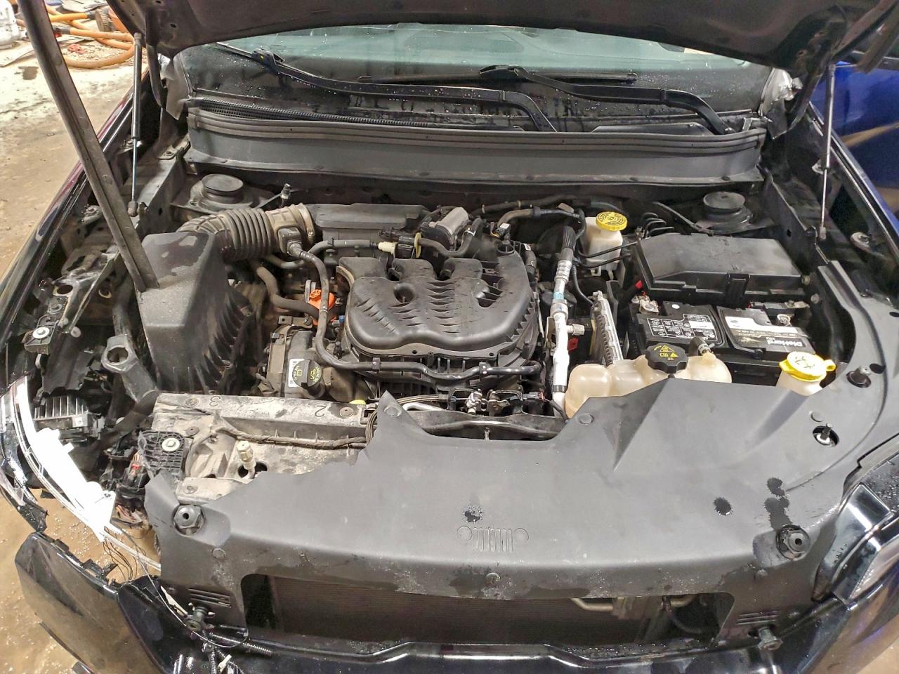 2019 JEEP CHEROKEE LIMITED photo 12