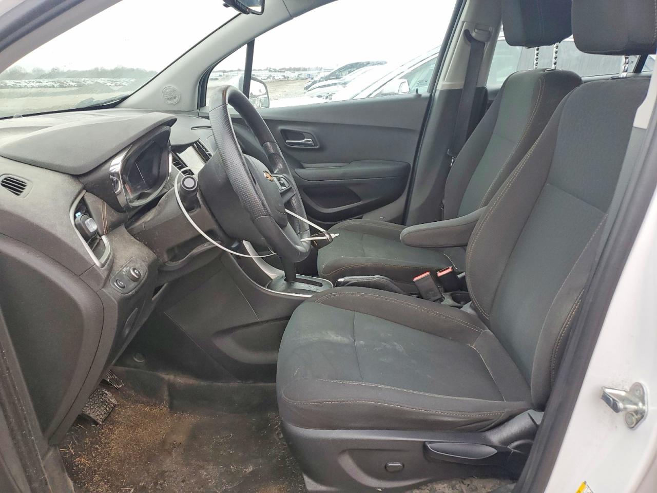 2018 CHEVROLET TRAX LS photo 7