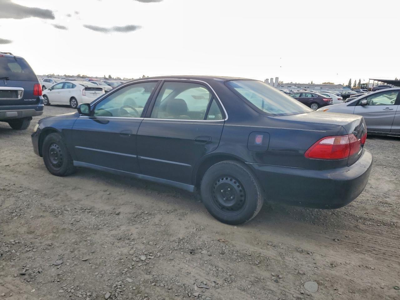1999 HONDA ACCORD LX photo 2