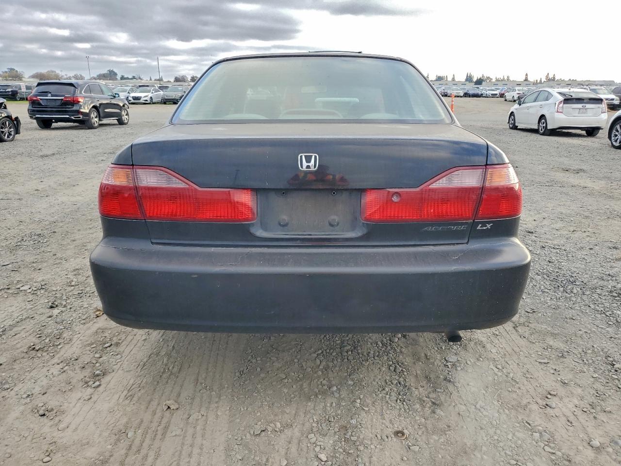 1999 HONDA ACCORD LX photo 6