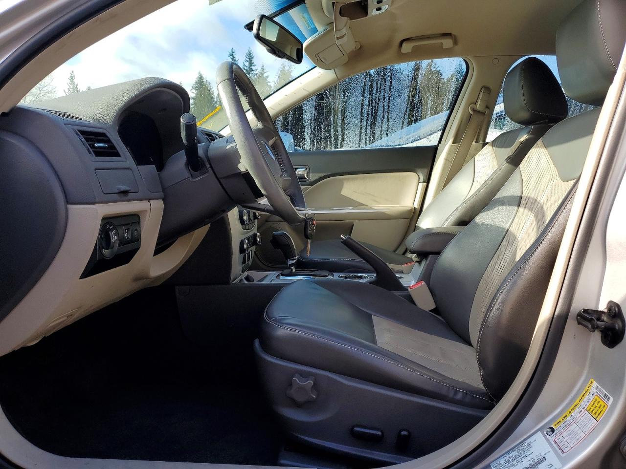 2010 MERCURY MILAN PREMIER photo 7