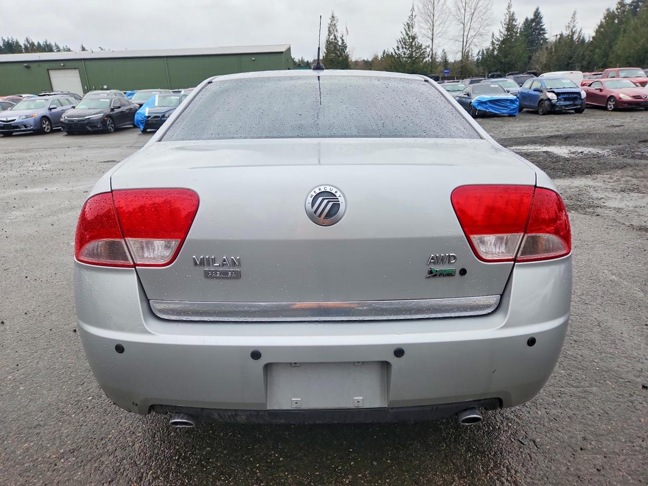 2010 MERCURY MILAN PREMIER photo 6