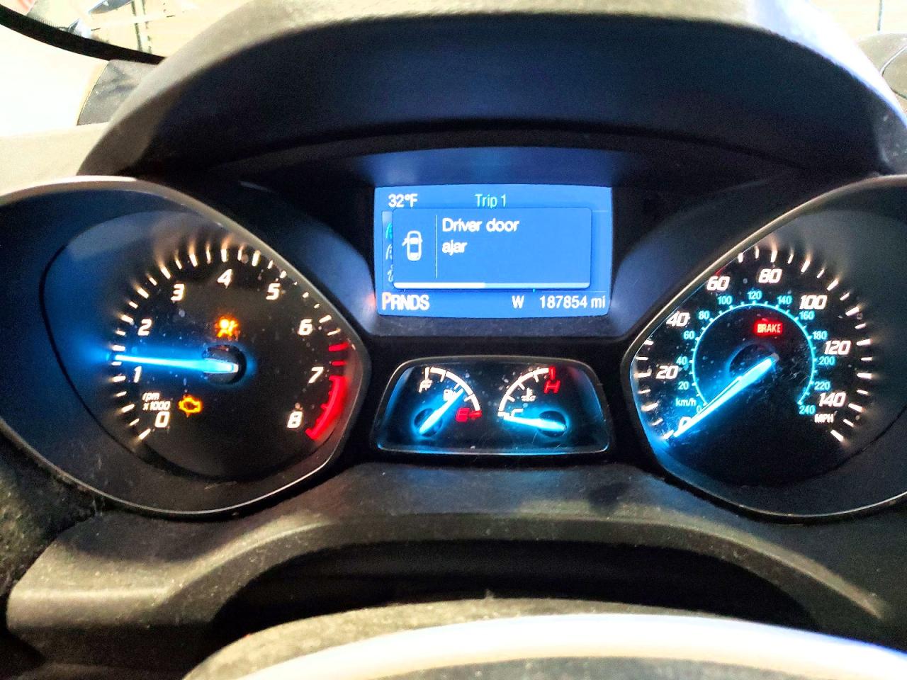2015 FORD ESCAPE SE photo 17