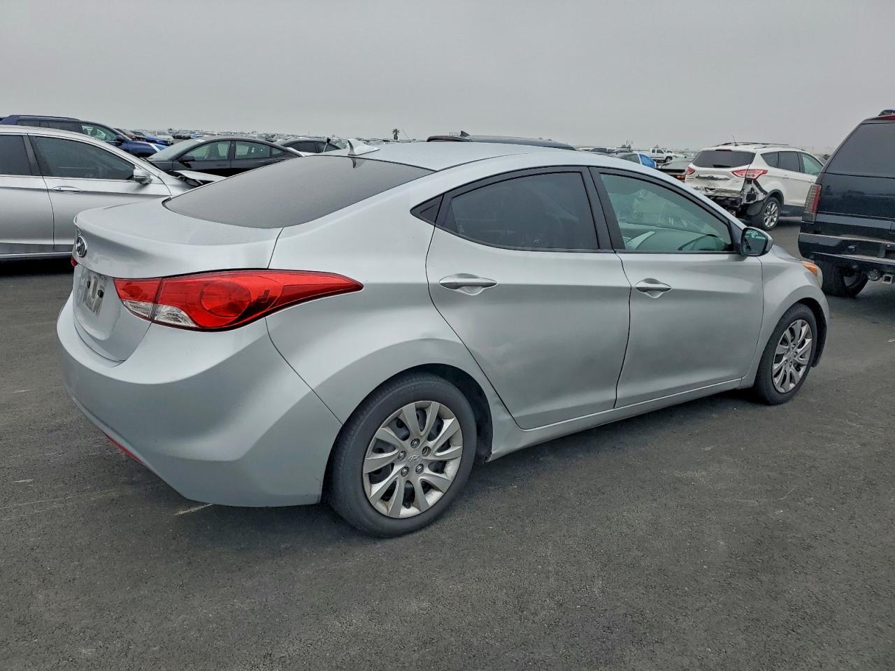 2013 HYUNDAI ELANTRA GLS photo 5