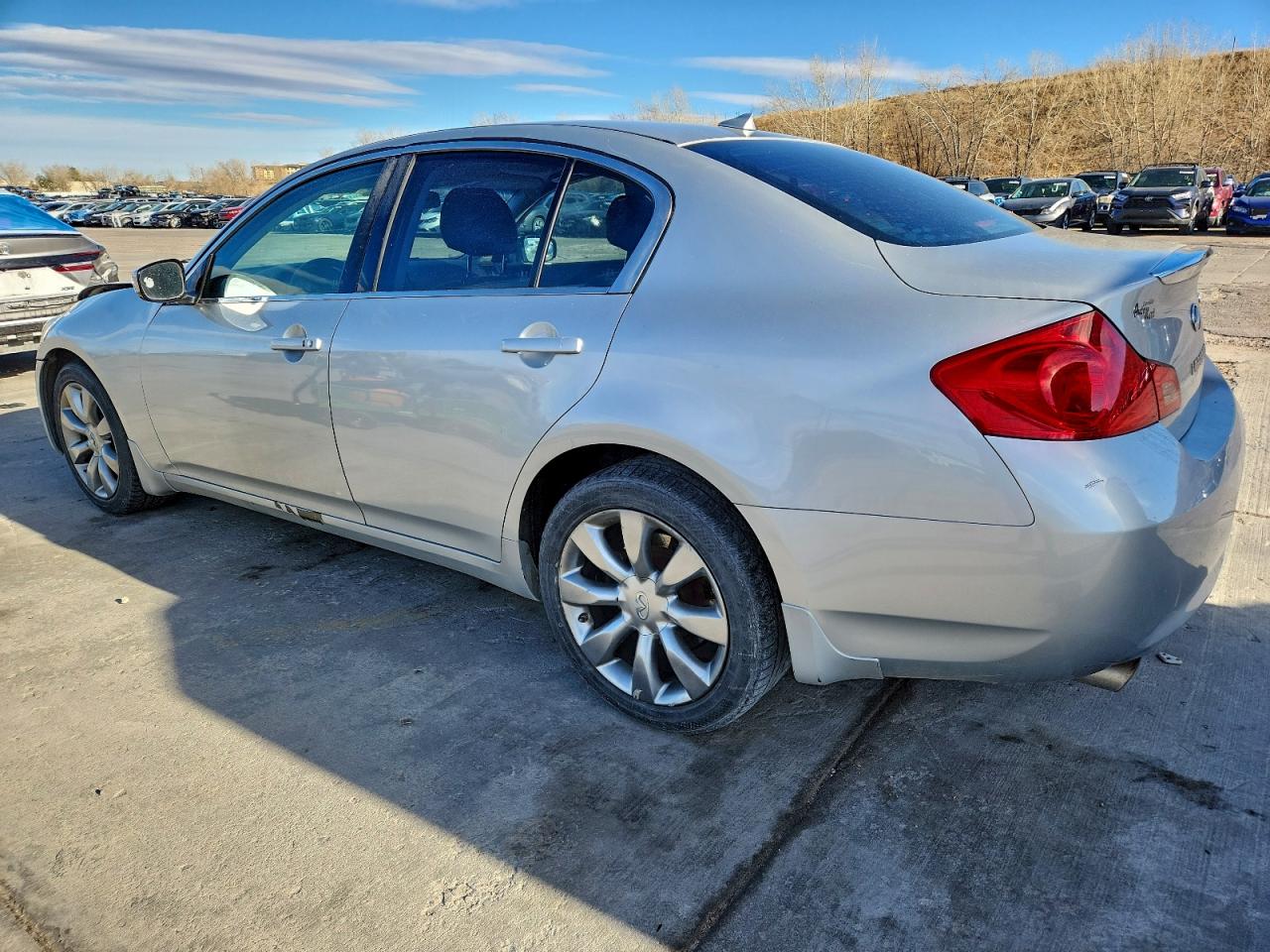 2009 INFINITI G37 photo 4