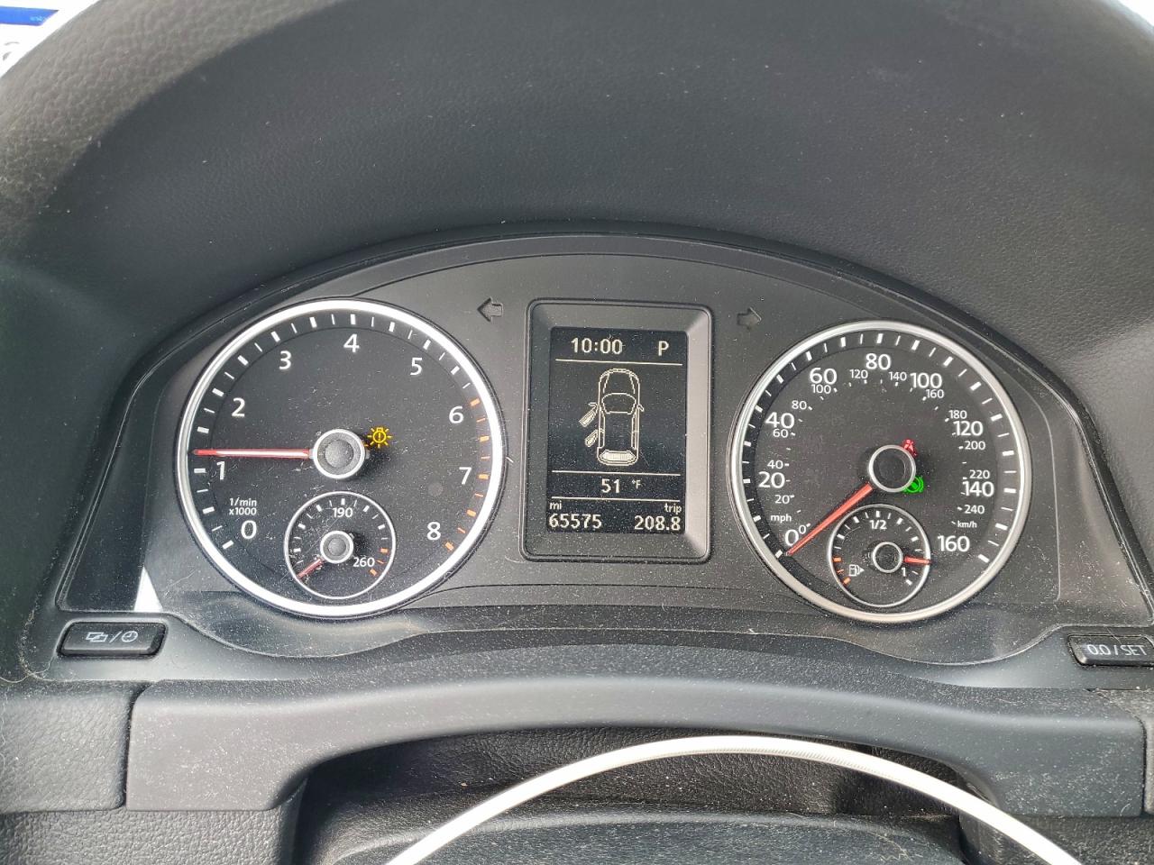 2017 VOLKSWAGEN TIGUAN S photo 33