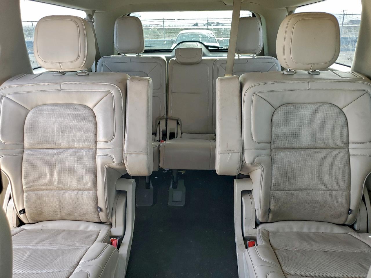 2018 LINCOLN NAVIGATOR L SELECT photo 10