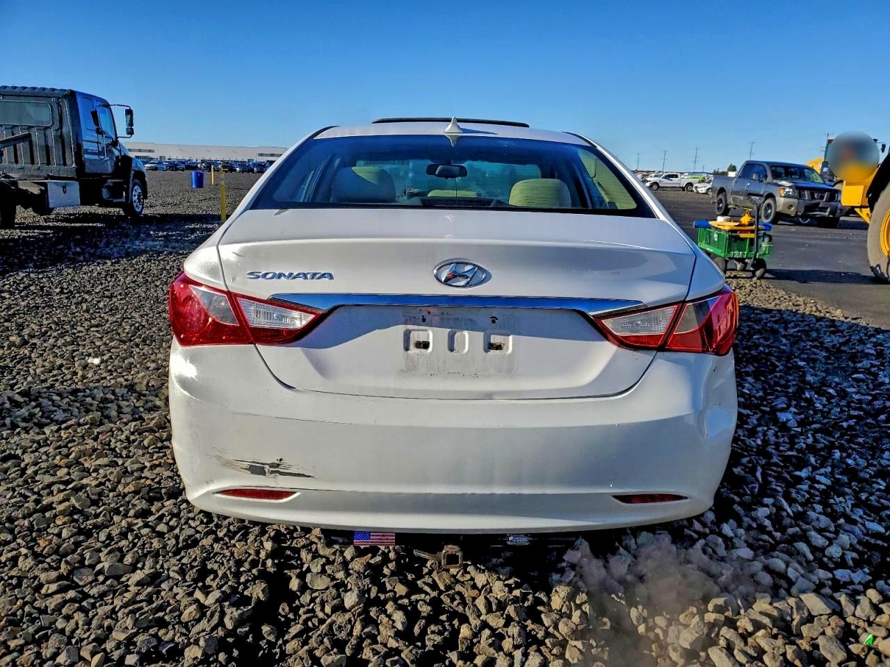 2013 HYUNDAI SONATA GLS photo 6