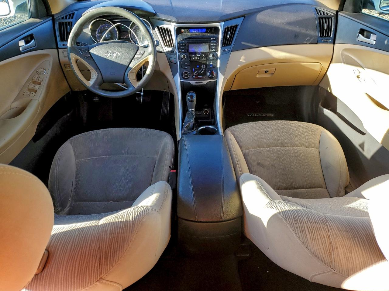 2013 HYUNDAI SONATA GLS photo 8