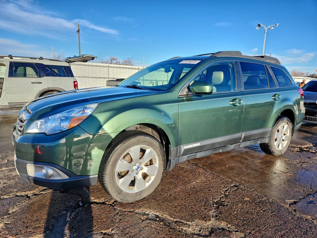 2012 SUBARU OUTBACK