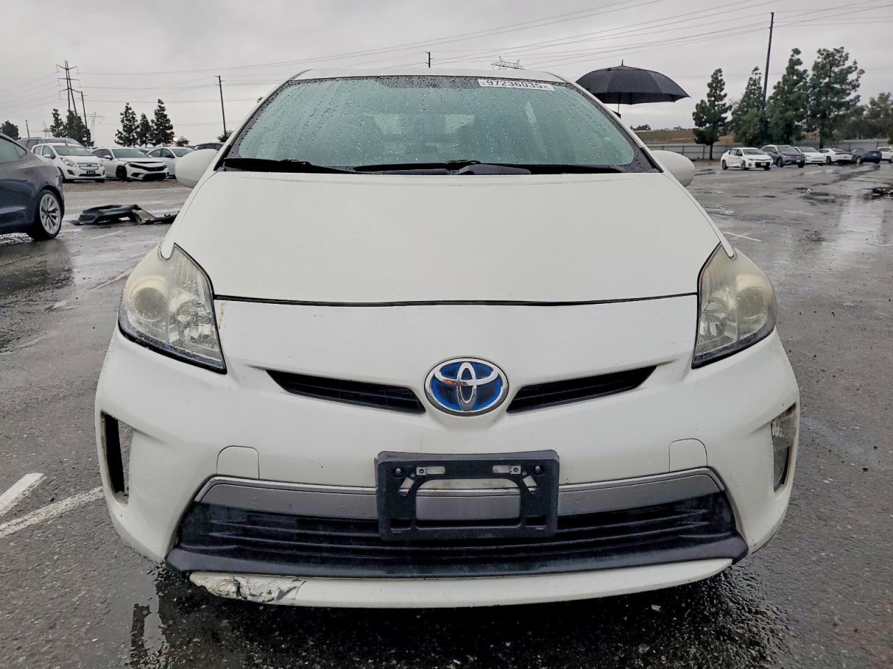 2014 TOYOTA PRIUS PLUG-IN photo 5