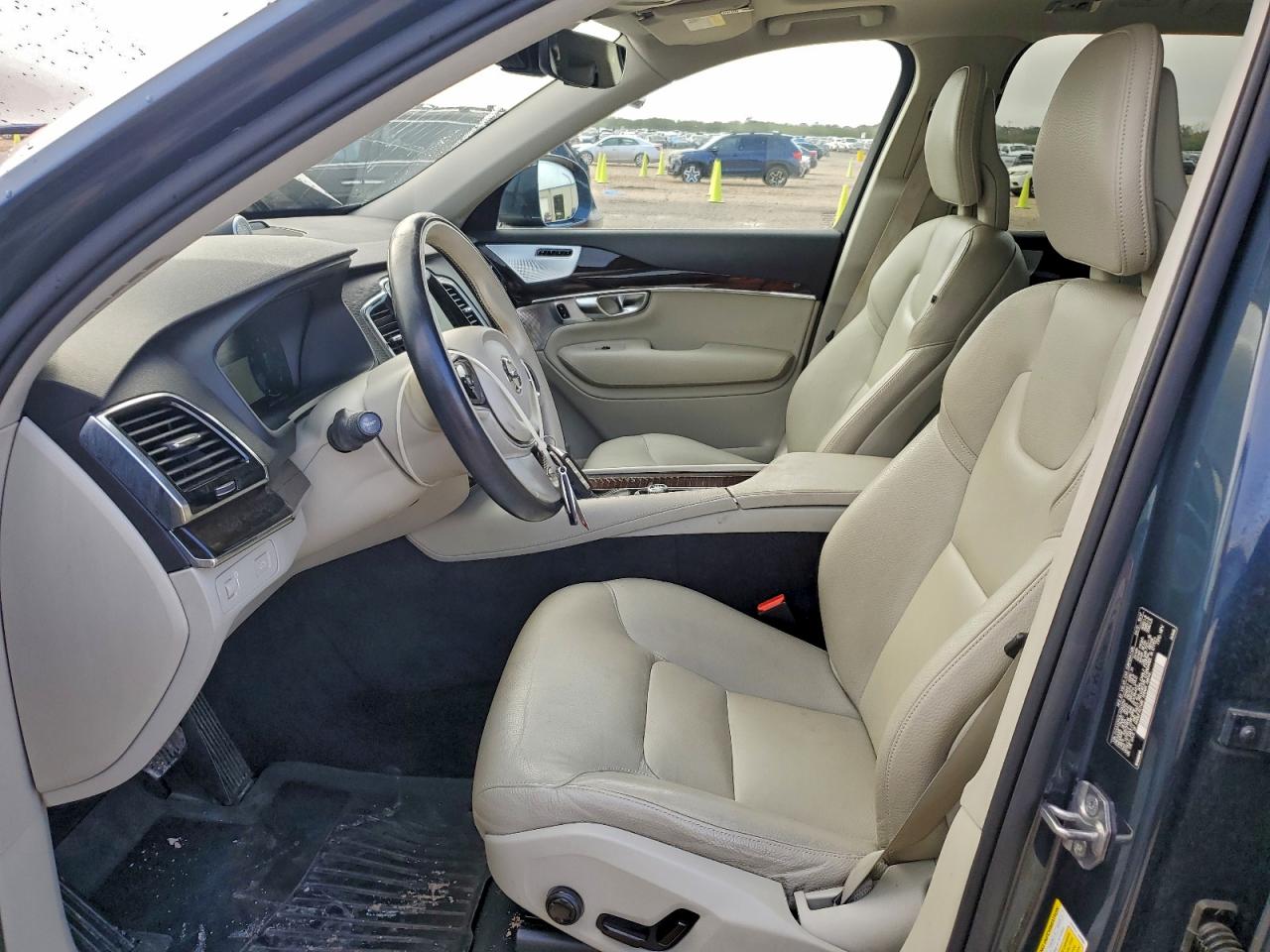2018 VOLVO XC90 T6 photo 7