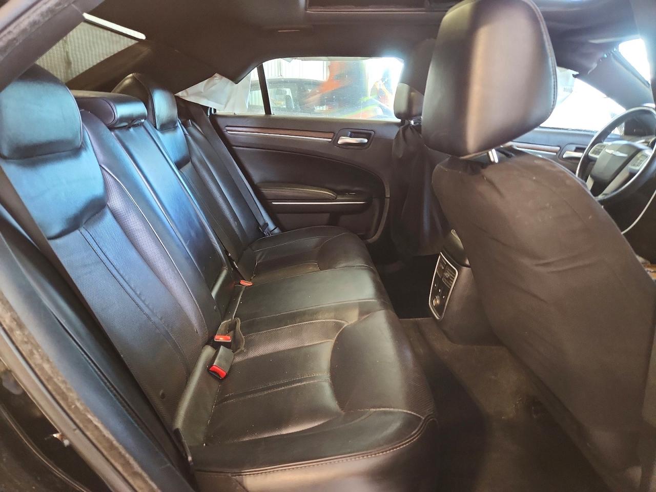 2013 CHRYSLER 300C VARVATOS photo 10